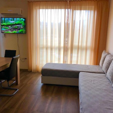 Grand Saharov Apartment Varna Bagian luar foto